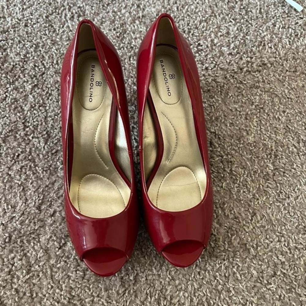 Bandolino Red Peep Toe Heels